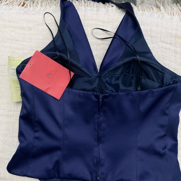 NEW JS Collection Halter Top w/built in molded bra cup, fully lined 100% Acetate - Picture 6 of 11